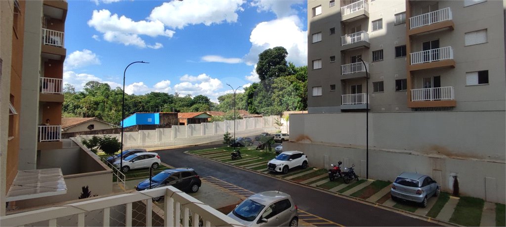 Apartamento com 2 dormitórios