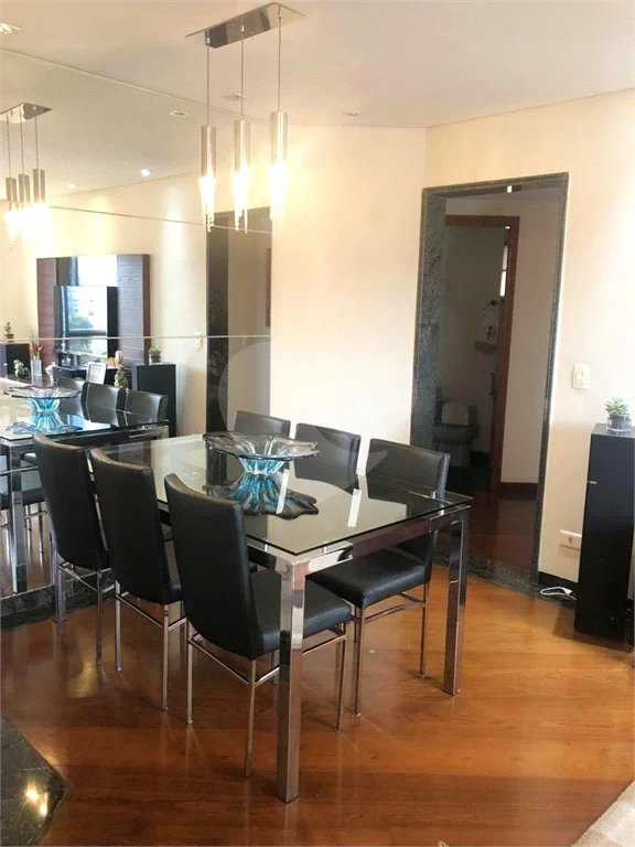 Apartamento · 125m² · 3 quartos · 2 vagas
