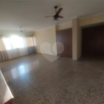Apartamento Edifício Roberto Martinez .