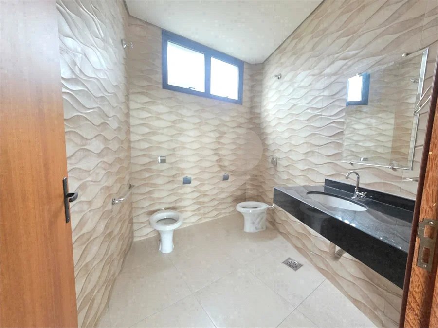 Prédio Comercial para Locação no Jardim Santo Antônio em Valinhos/SP