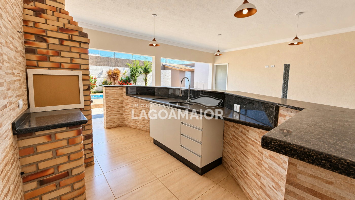 Casa à venda com 3 quartos, sendo 1 suíte, em Jardim dos Ipês, Três Lagoas - MS