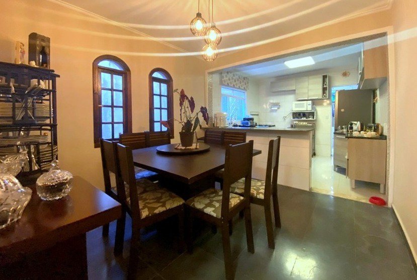 Sobrado à venda com 3 quartos, sendo 1 suíte, em Jardim Sarah, São Paulo - SP