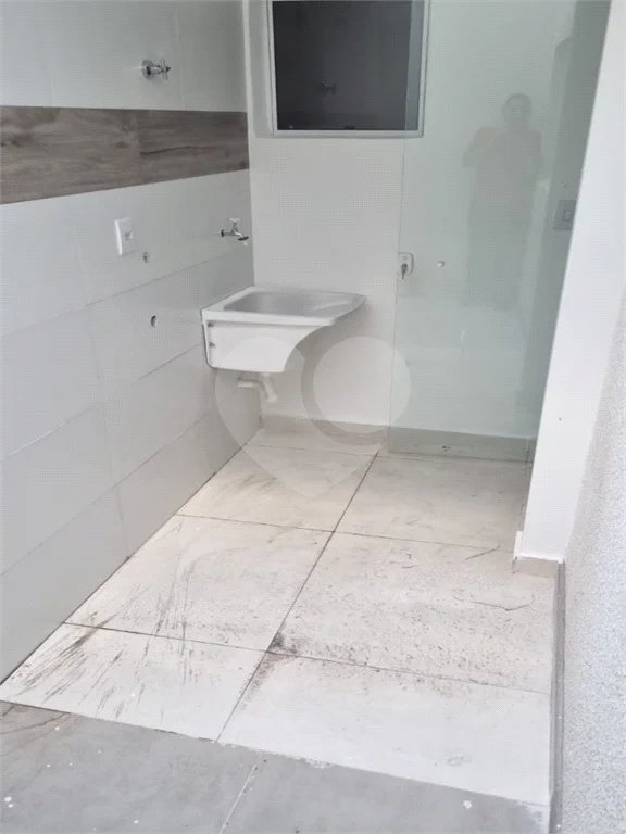 Excelente apartamento à venda, 2 quartos, ao lado do metrô Guilhermina-Esperança