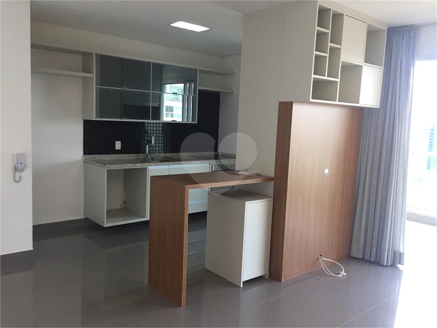 EXCELENTE APARTAMENTO PARA LOCAÇÃO NO ITAIM BIBI, 70 M2, 1 SUITE, 2 BANHEIROS, 2 VAGAS