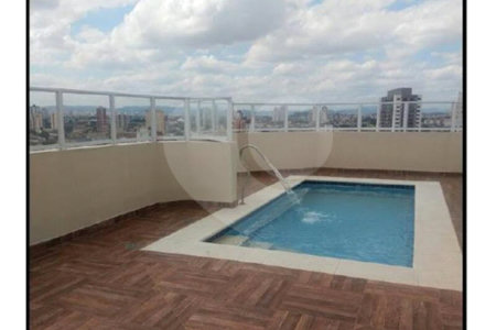 Apartamento com 68m², 2 dormitórios, sendo 1 suíte, 1 vaga, à venda na Vila Matilde.