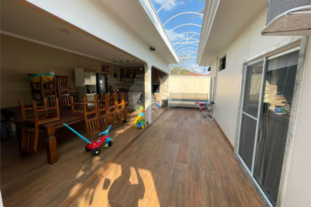 Casa para venda na Vila Carmem