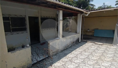 Casa Térrea à venda com 5 quartos em Santa Cruz, Rio de Janeiro, RJ