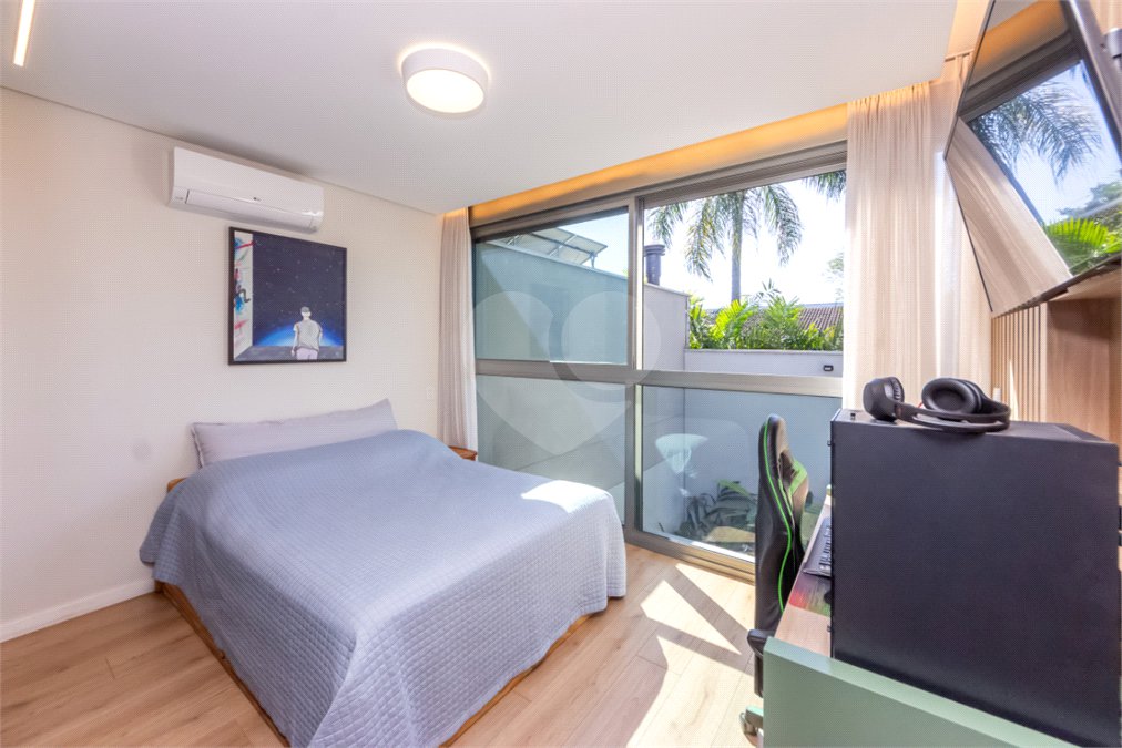 Casa à venda com 3 suítes no condomínio Lazuli, São Paulo - SP