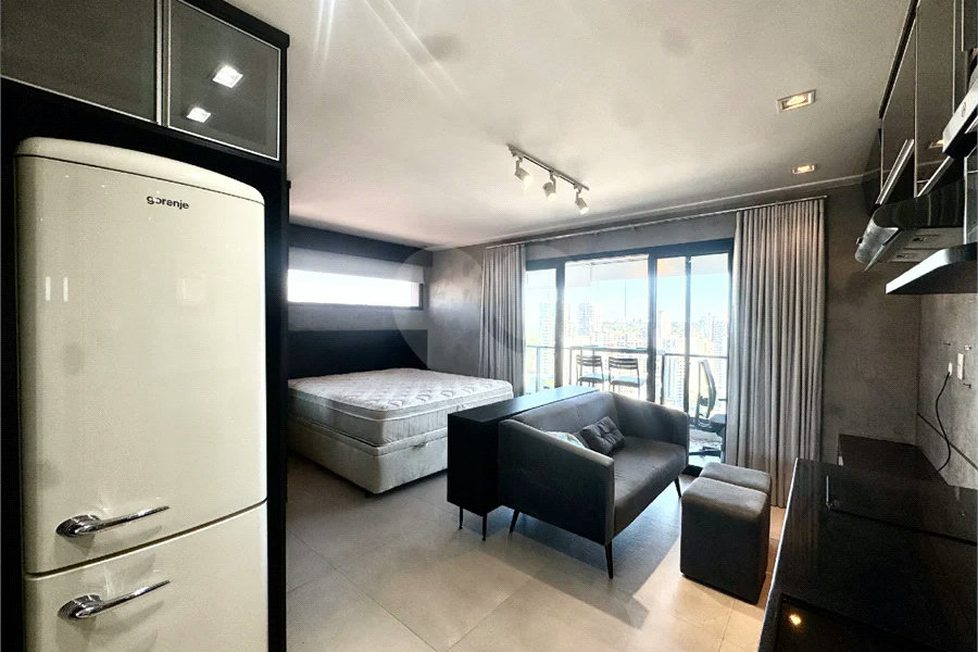 Último Andar | Estação Gabriele | 38 m² | Mobiliado | Campo Belo
