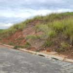 Terrenos de 300 metros em condomínio fechado e prontos para construir na região de Atibaia