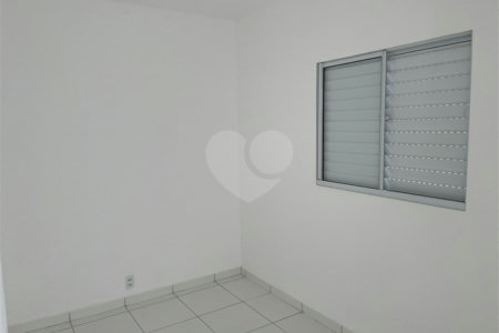 Apartamento à venda no Residencial Vila das Orquídeas, no Jockey Clube!