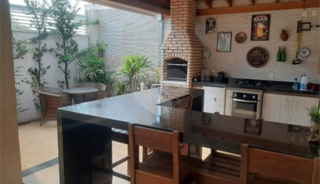Casa Térrea à venda com 3 quartos, sendo 1 suíte,  em Jardim Ricetti, São Carlos, SP
