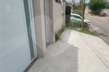 CONDOMÍNIO VALE DAS PALMEIRAS - CASA 3 QTOS + SUITE + PISCINA + GARAGEM 4 CARROS + ENERGIA SOLAR