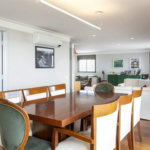 APARTAMENTO COM 3 DORMITÓRIOS, 3 SUÍTES, 3 VAGAS, LAVABO, LAZER, 193 M² - MOEMA