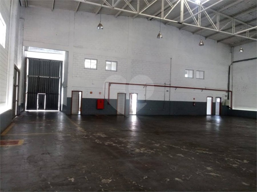 Galpão Industrial / Distrito Industrial Nova Era / Terreno: 1.831,80 m²
