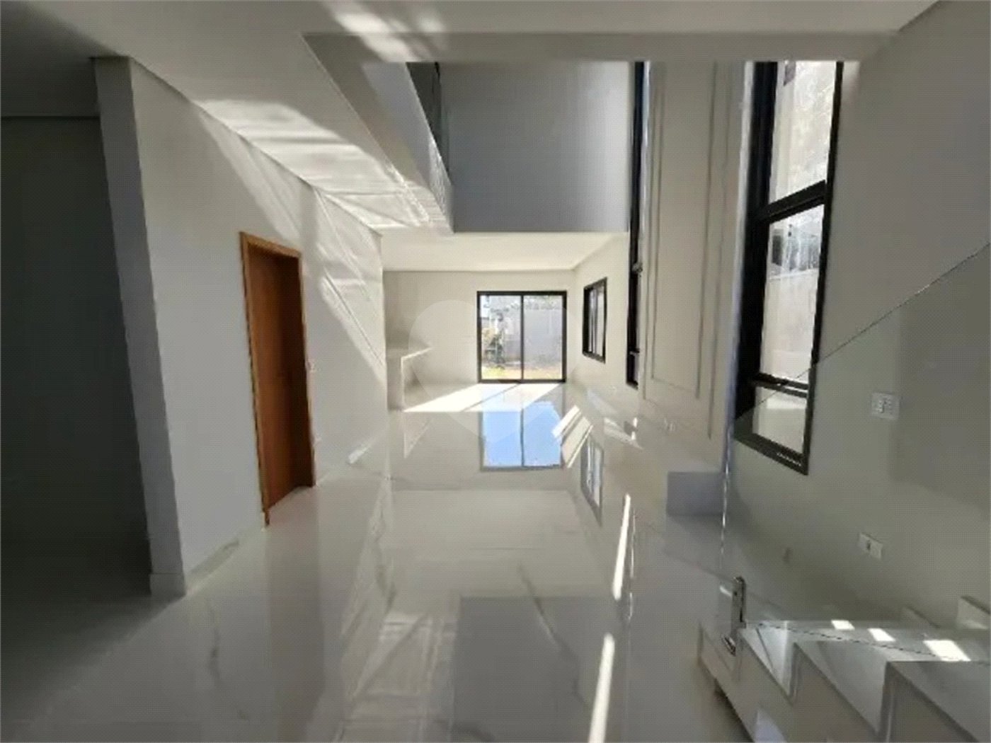 CASA A VENDA 280M², 4 DORMITORIOS, 4 SUITES, 4 VAGAS - URBANOVA - SÃO JOSÉ DOS CAMPOS/SP.