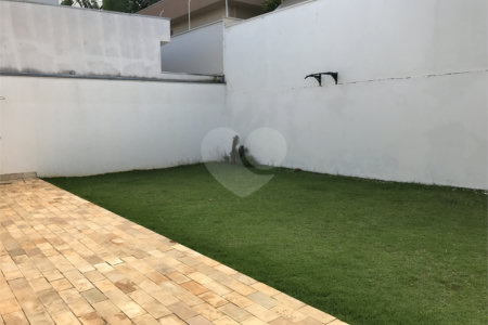 Sobrado para venda no condomínio de alto padrão Village Damha II