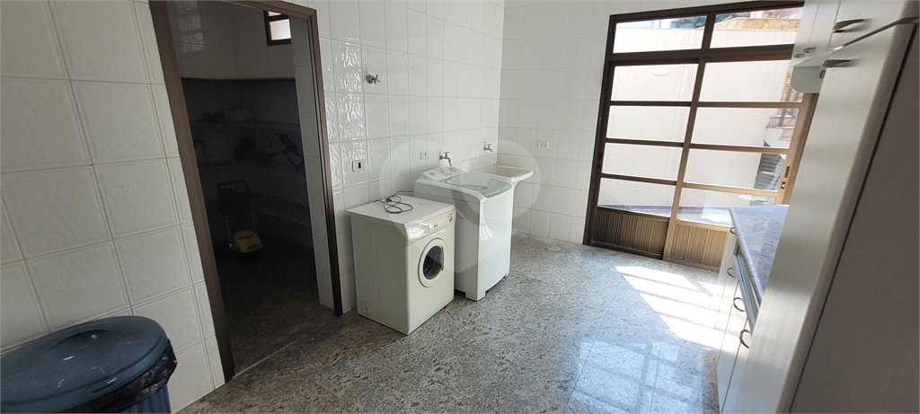 Sobrado de alto padrão com piscina e sauna no Jardim França