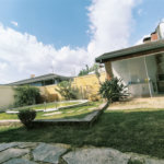 Casa com Suíte Master, Closet, Piscina e Espaço Gourmet Próxima ao Parque Ecológico- 03 quartos -com quintal