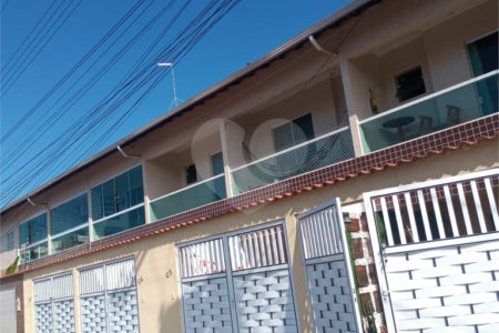 Sobrado á venda - Praia Grande