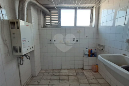 Imóvel de 141m² 3 quartos, 1 sendo suíte, retrofit no condomíno 1 vaga Paraíso