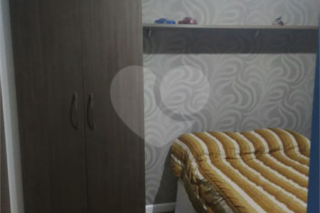 Apartamento 49m² , 2 dormitórios , 1 vaga , à venda no centro de Guarulhos.