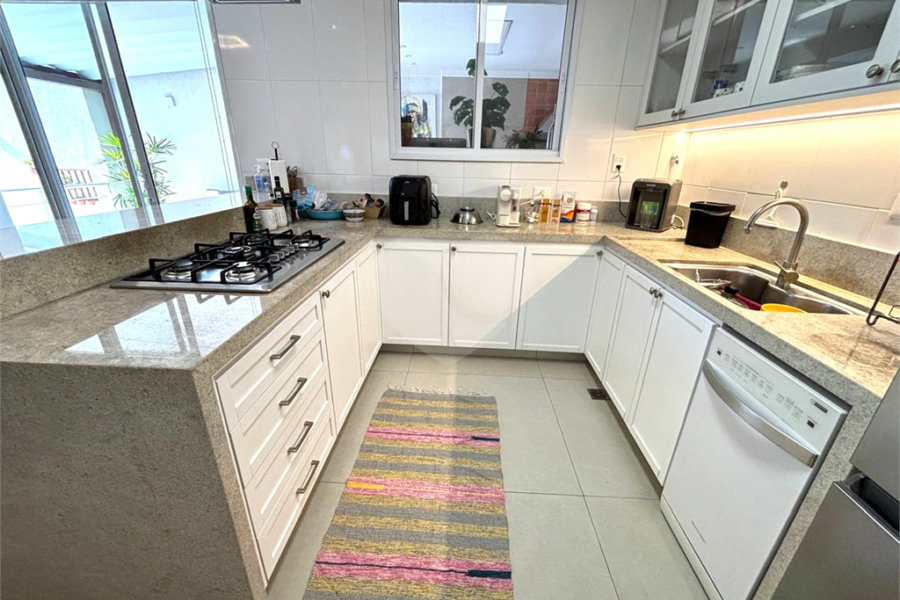 Casa térrea em rua sem saída com guarita 24hs - Tremembé - São Paulo/SP