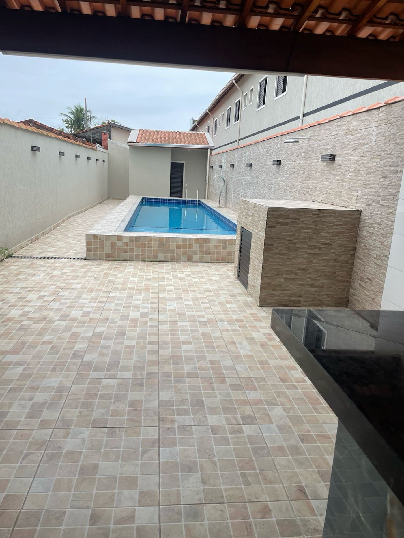 ✨ Sobrado em Condomínio com Piscina – Jardim Real | Praia Grande ✨