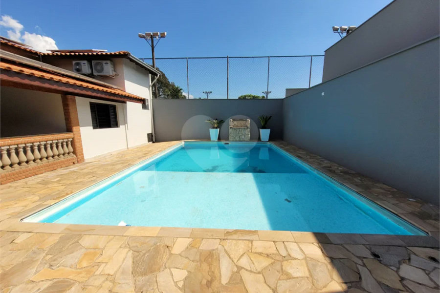 Bela casa à venda no Bairro Convívio Santa Tereza em Piracicaba - SP.