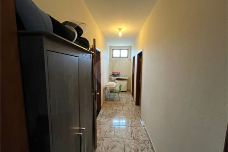 Casa a venda com 2 dormitórios na Vila São José