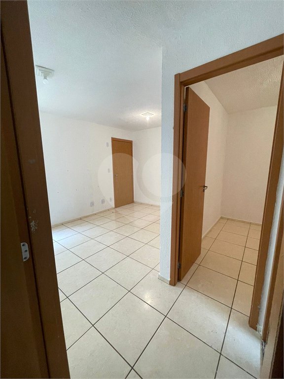 Apartamento no Condomínio Mont Everest .