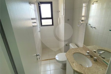 Apartamento Duplex no Condomínio Giardino de Rovello