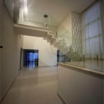 Casa de Alto Padrão à Venda – Condomínio Terra Magna | Indaiatuba/SP - Sofisticação, conforto e funcionalidade. Este magnífico sobrado possui 300 m² de área construída em um terreno de 420 m², com ambientes amplos, integrados e acabamentos de alto padrão. Destaques do imóvel - 4 dormitórios, sendo 3