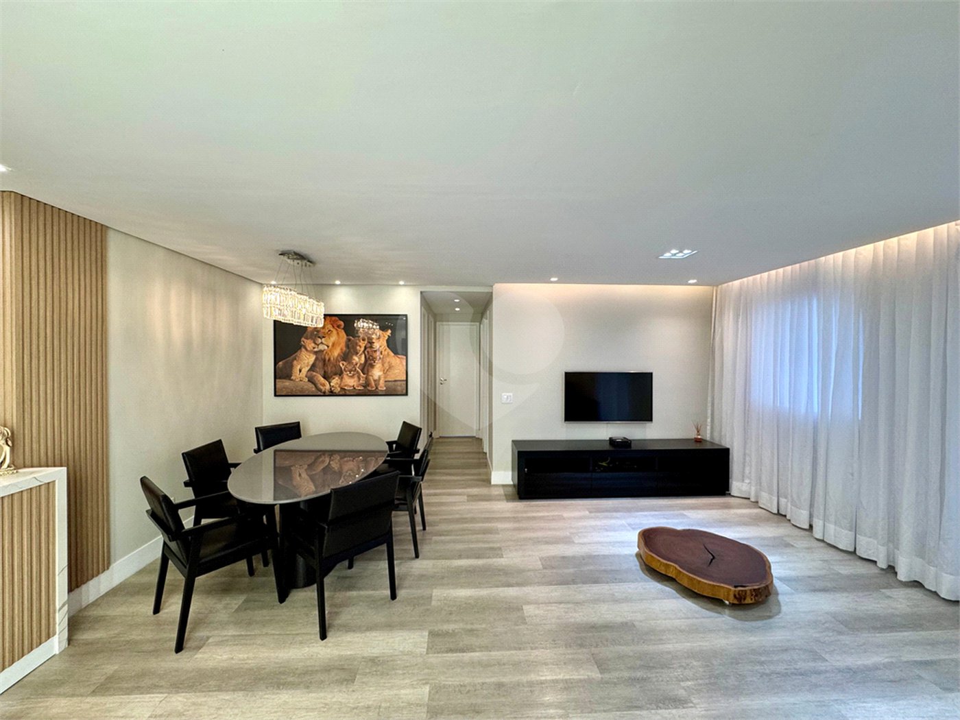 Amplo apto à venda | 113 m² | 3 dormitórios (1 suíte) | 2 vagas na Mooca!