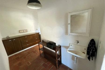 CASA CONDOMINIO DAMHA II