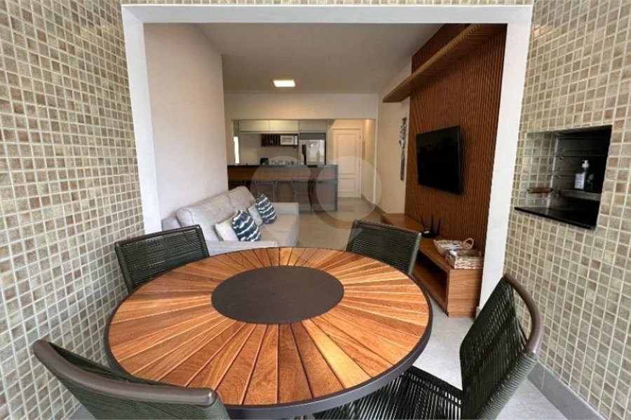 Apartamento à venda com 3 quartos, sendo 1 suíte,  em Riviera de São Lourenço, Bertioga, SP