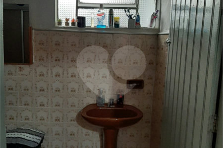 Casa com 2 dormitórios à Venda no Jardim Brasil