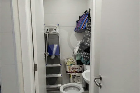 Apartamento à venda com 3 suítes em Vila Pompéia, São Paulo, SP