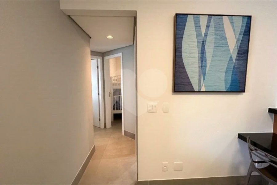 Apartamento à venda com 3 quartos, sendo 1 suíte,  em Riviera de São Lourenço, Bertioga, SP