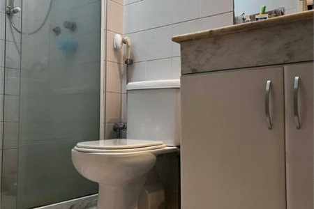 Casa à venda com 3 quartos, sendo 1 suíte, no condomínio Liberty Village, São Paulo - SP