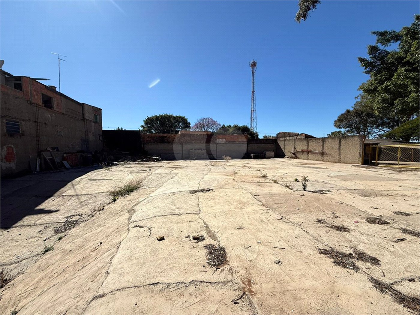 TERRENO À VENDA EM SÃO CARLOS/SP 825m²