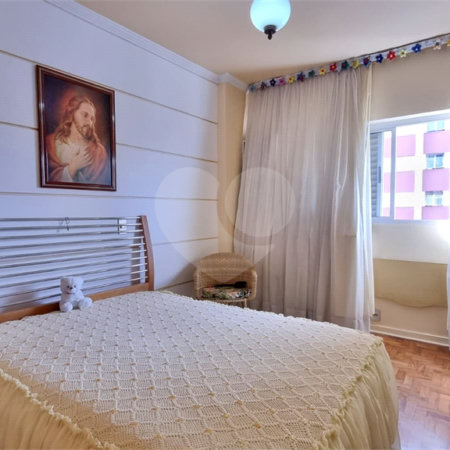 Apartamento à Venda na Bela Vista com 60m², Excelente Localização e Potencial de Reforma