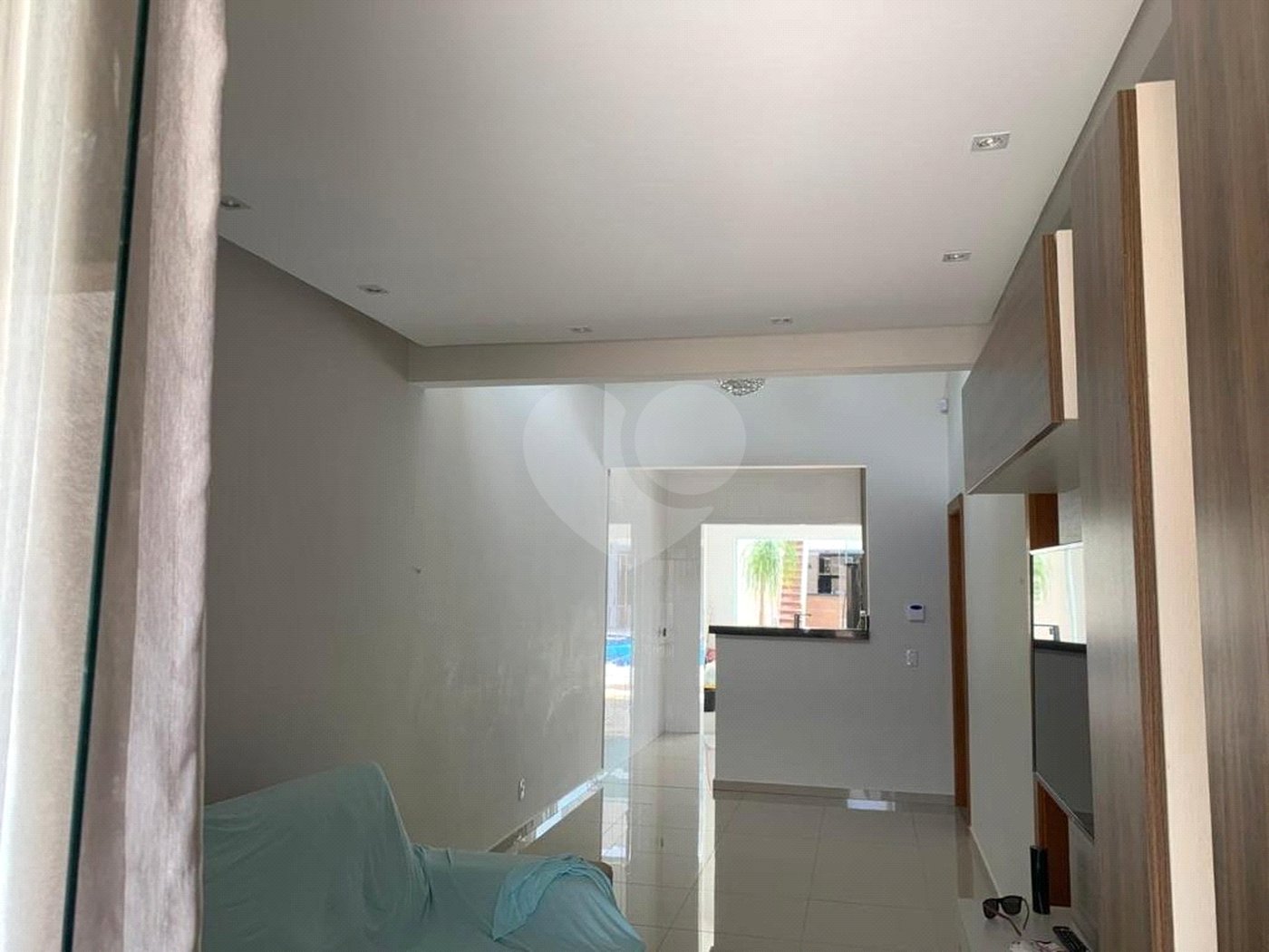 Linda casa Mobiliada e com piscina - Nova Cerejeiras - Atibaia