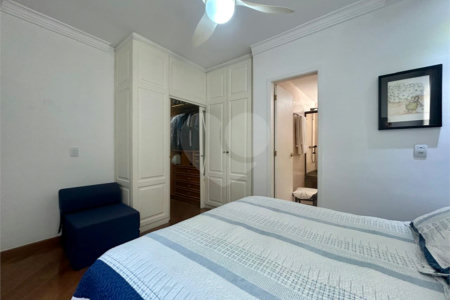 Apartamento com 3 dormitórios, sendo 3 suítes, 3 vagas, à venda no Tatuapé.