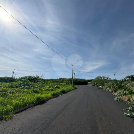 Terreno Comercial á venda com 286m2, ao lado da Rodovia Washington Luiz, em São Carlos.