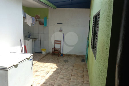Casa à Venda no Jardim Hikare