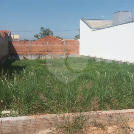 Terreno no Jardim Embaré.
