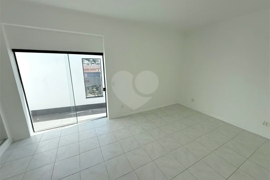 Prédio Comercial de Alto Padrão em Localização Nobre