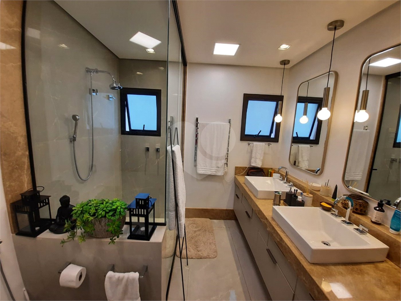 Apartamento de 257m² a venda em Moema, reformado, 4 dorms, 3 suítes, fora de rota,, 4 vagas