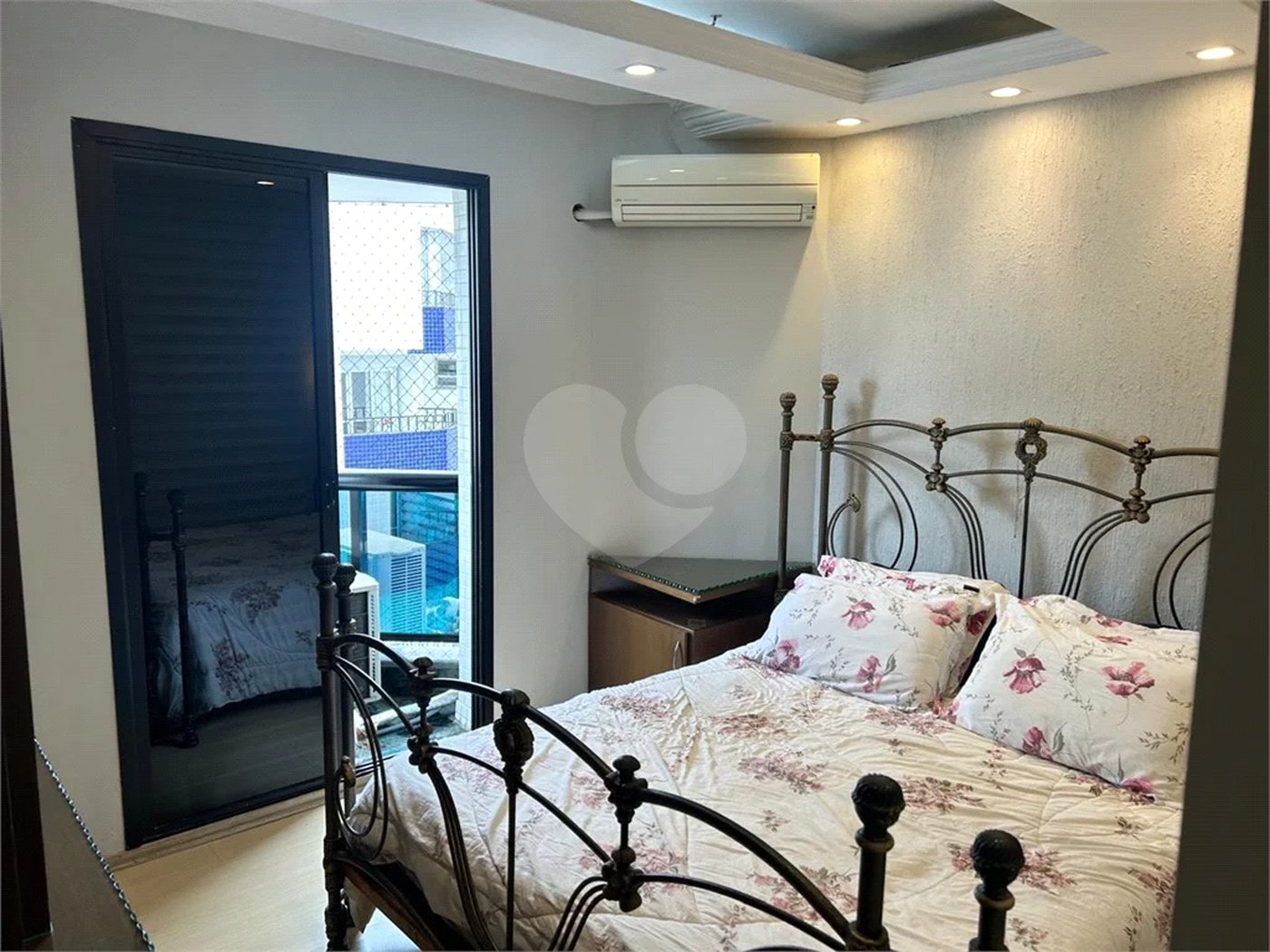 APARTAMENTO 105 M2 PARA PERMUTA EM IMÓVEIS NO ANÁLIA FRANCO 3 DORMITÓRIOS E 2 VAGAS